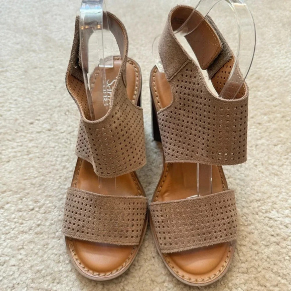 Franco Sarto Delores Wedge Sandals - Picture 4 of 8